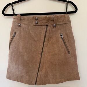 Blank NYC Suede Moto Mini Skirt Beige Belted Zip Detail Size 26